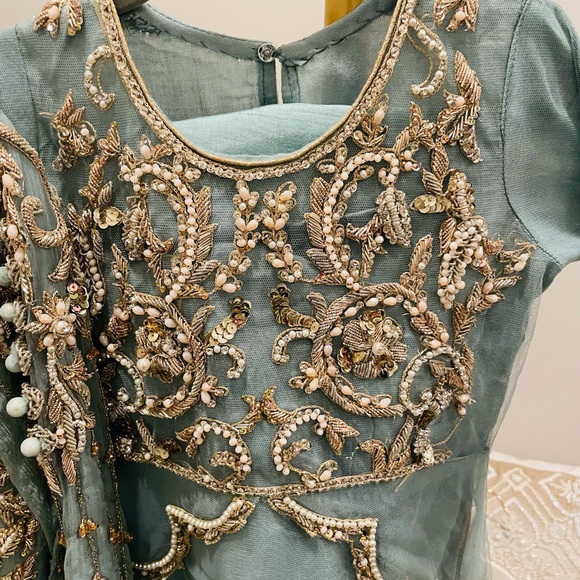 Mommy & Me Pakistani Outfits - Picture 8 of 11